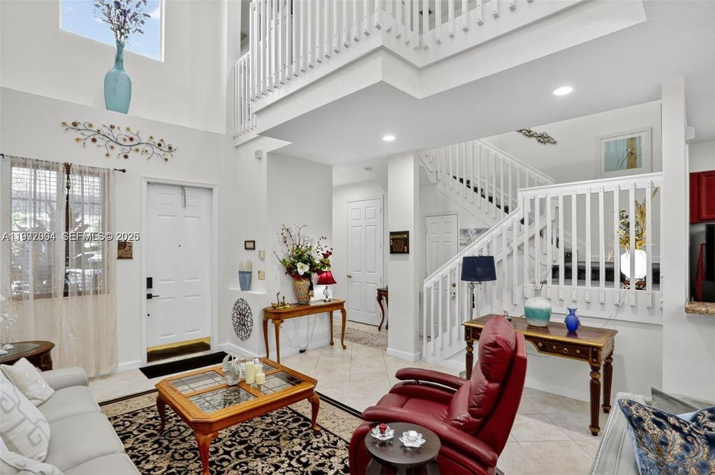 Photo of 728 SE 2nd St, Pompano Beach, FL 33060 (MLS # A11977004)