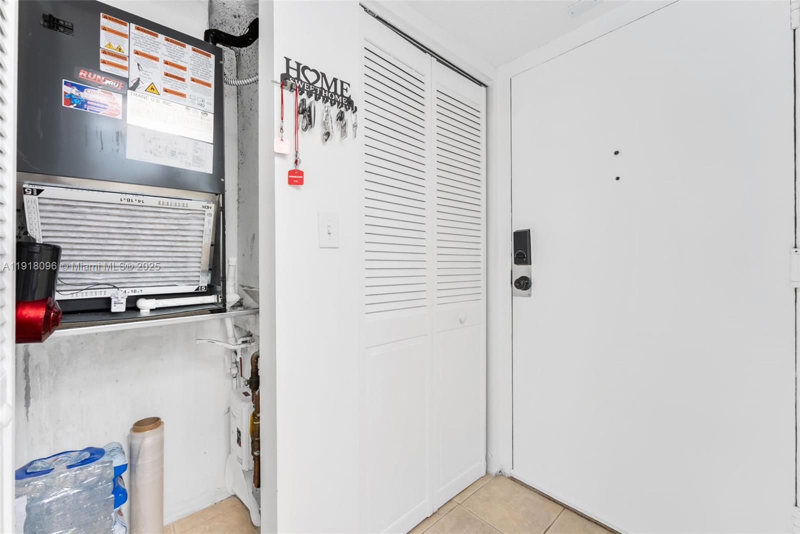 PROMENADE AT KENDALE LAKE - Residential