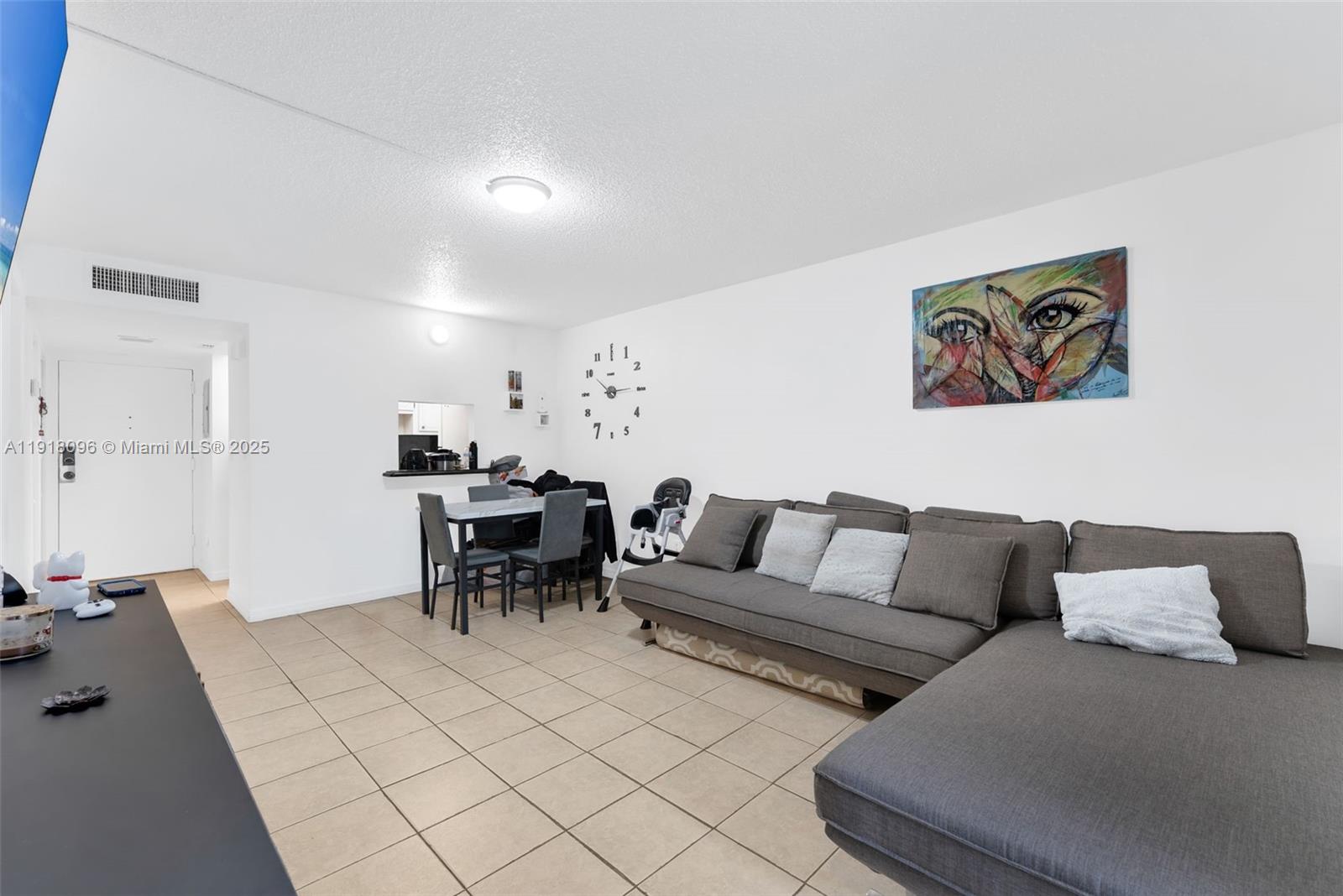 PROMENADE AT KENDALE LAKE - Residential