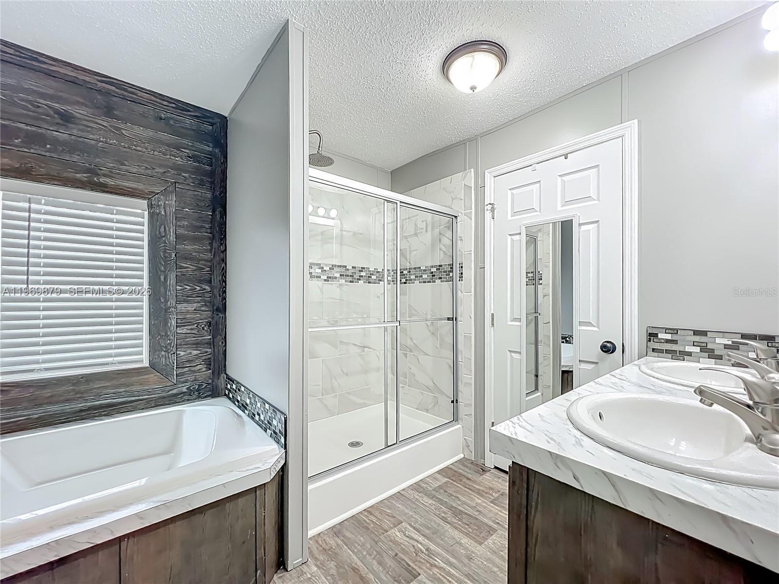 SHADY HILLS PARK SOUTH - Residential