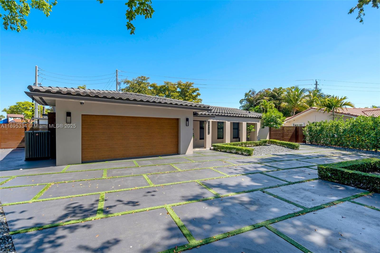 View photos, virtual tours, details... 16511 Stonehaven Rd