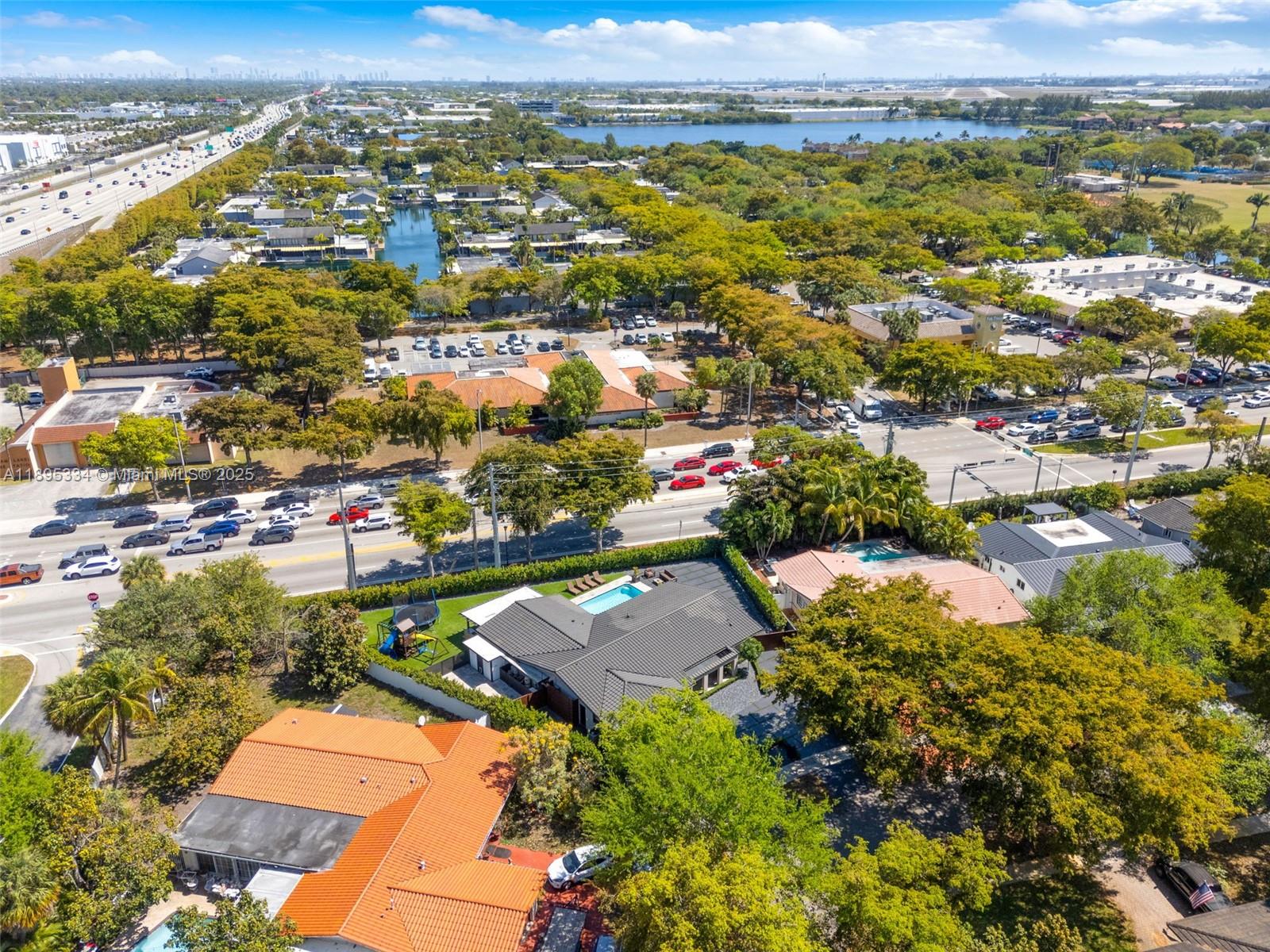 MIAMI LAKES LOCH NESS SEC - Residential