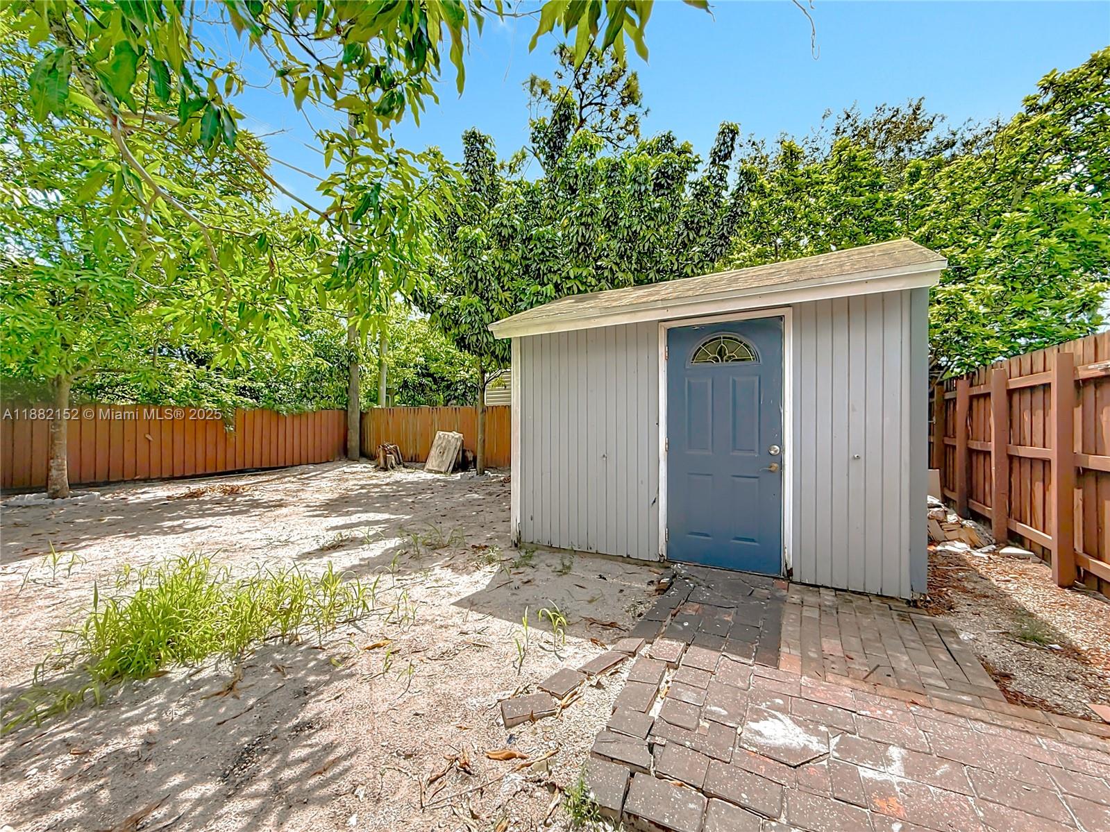 RELLAND PARK - Residential Lease