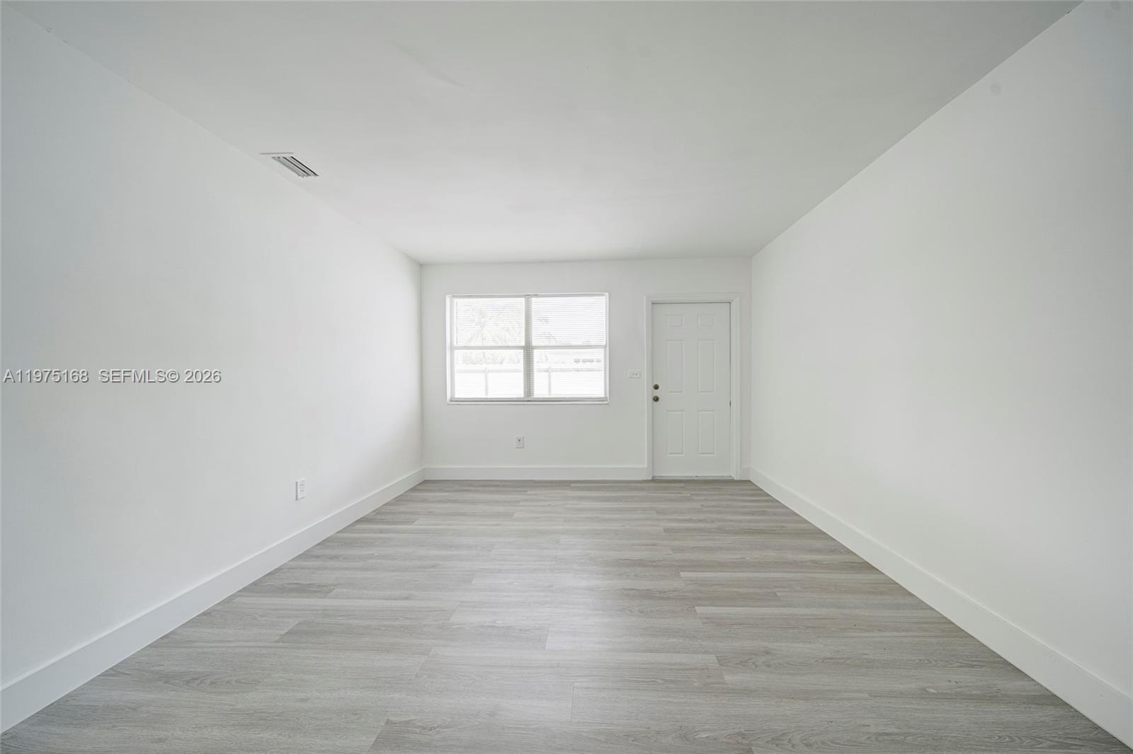 GROVELAND PK - Residential Lease