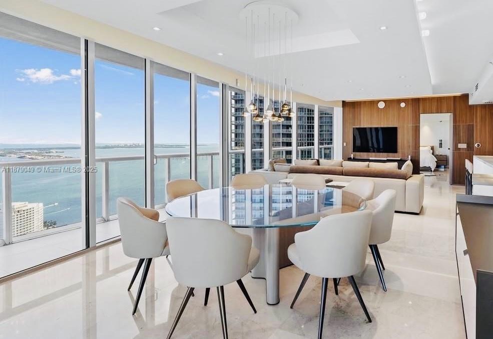 ICONBRICKELL CONDO NO 1 - Residential