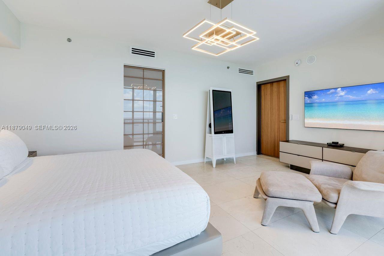 ICONBRICKELL CONDO NO 1 - Residential