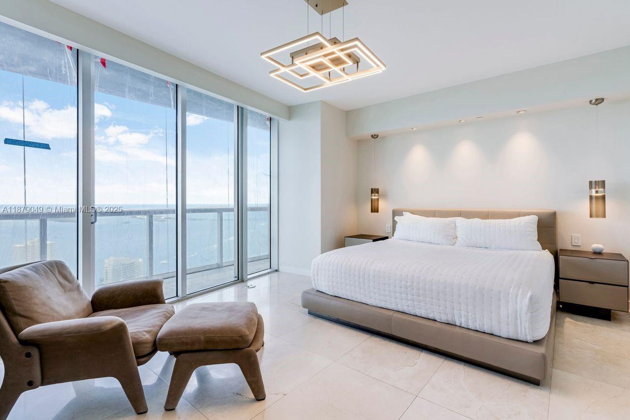 ICONBRICKELL CONDO NO 1 - Residential