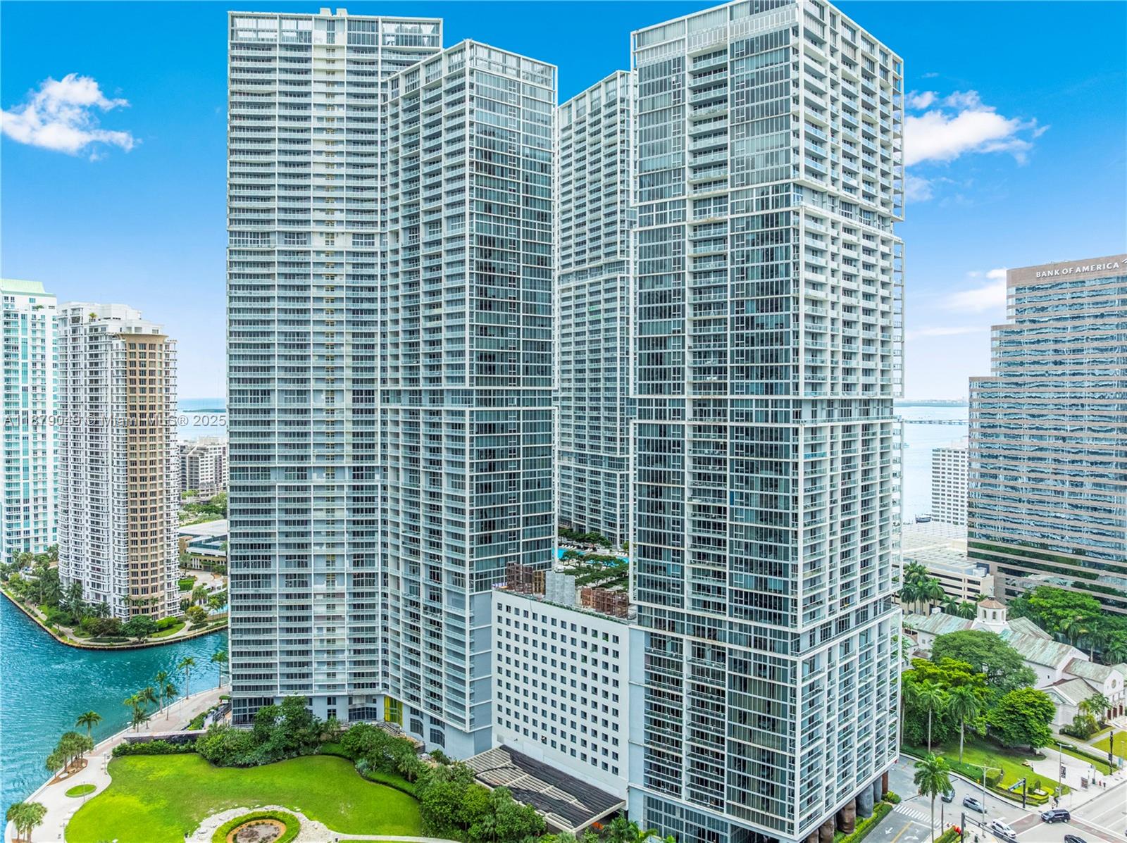 ICONBRICKELL CONDO NO 1 - Residential