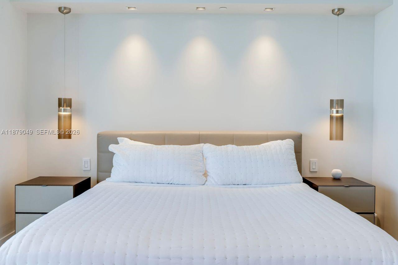 ICONBRICKELL CONDO NO 1 - Residential