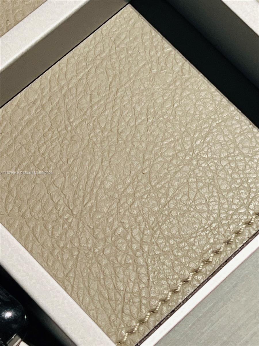 ICONBRICKELL CONDO NO 1 - Residential