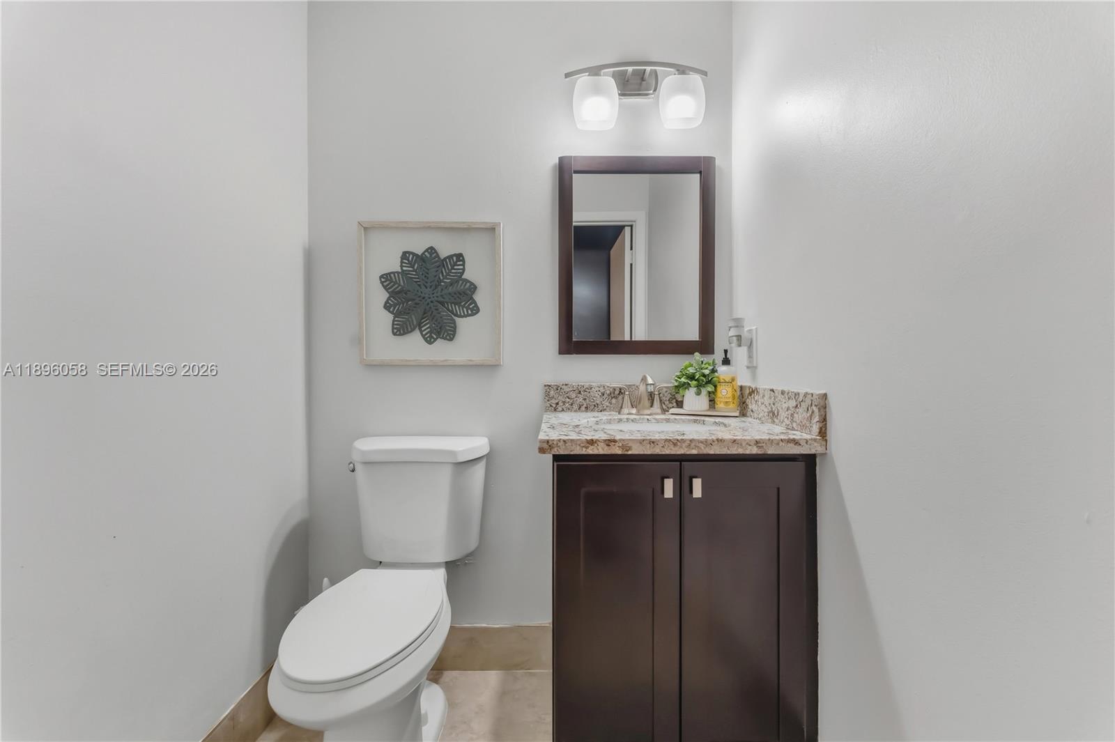 WEST GLEN MANOR - Residential