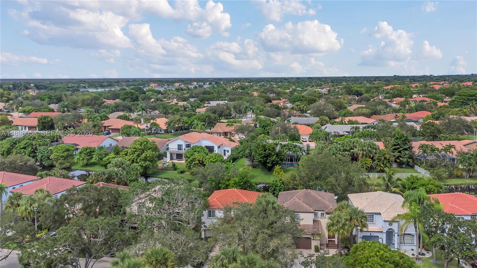 WEST GLEN MANOR - Residential