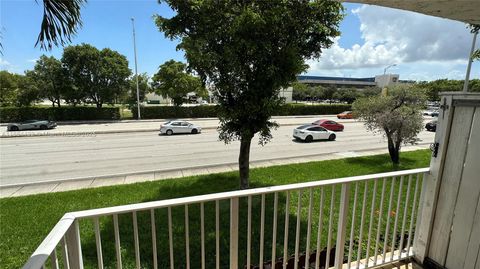 250 NW 107th Ave 202 Miami FL 33172