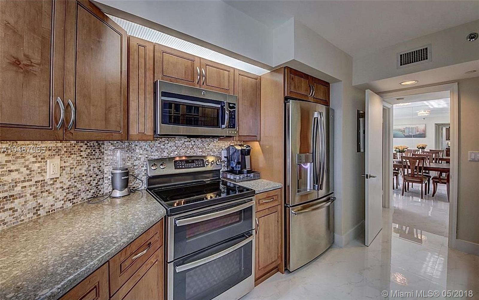 OCEANIA III CONDO - Residential Lease