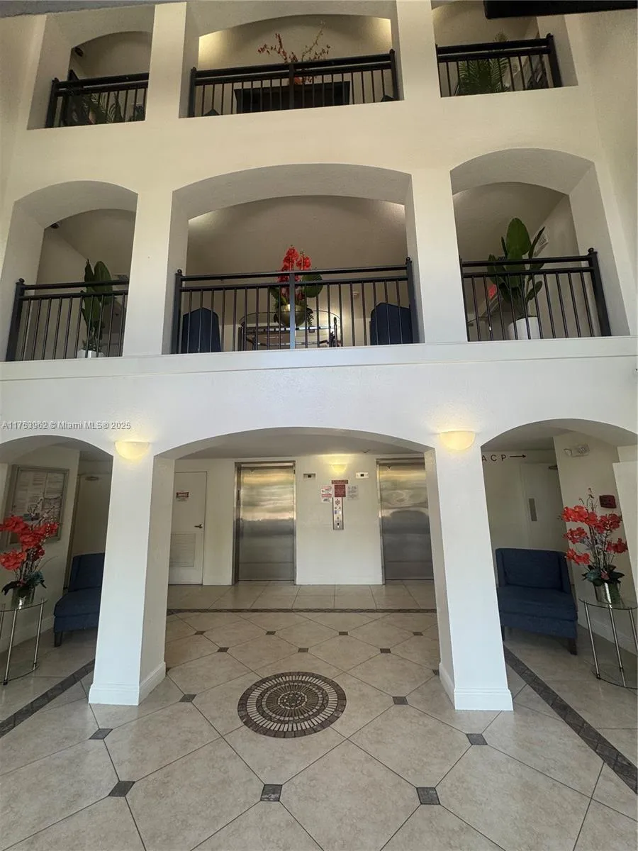 Miami, Florida 33172, United States, 3 Bedrooms Bedrooms, ,2 BathroomsBathrooms,Residential,Active,79246