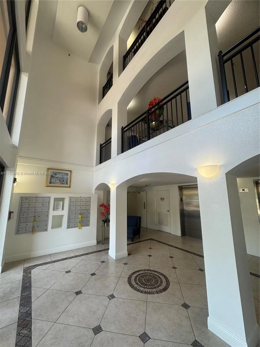 Miami, Florida 33172, United States, 3 Bedrooms Bedrooms, ,2 BathroomsBathrooms,Residential,Active,79246