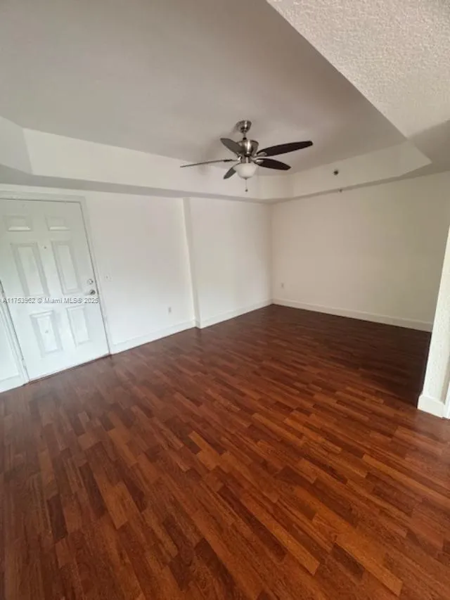 Miami, Florida 33172, United States, 3 Bedrooms Bedrooms, ,2 BathroomsBathrooms,Residential,Active,79246