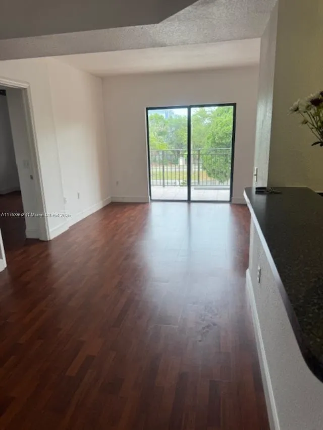 Miami, Florida 33172, United States, 3 Bedrooms Bedrooms, ,2 BathroomsBathrooms,Residential,Active,79246