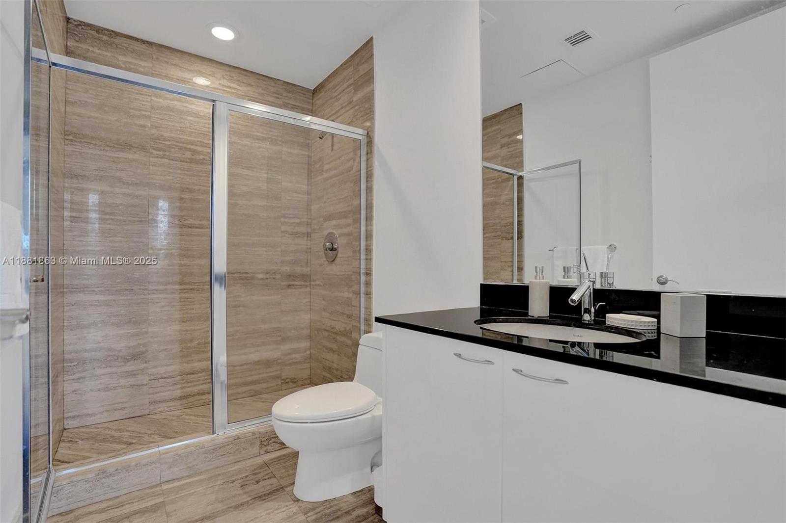 TDR TOWER I CONDO - Residential