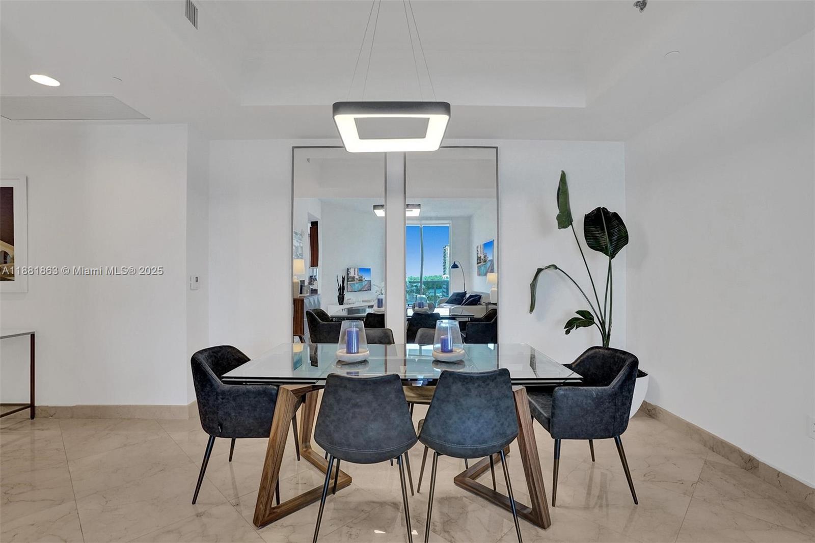TDR TOWER I CONDO - Residential