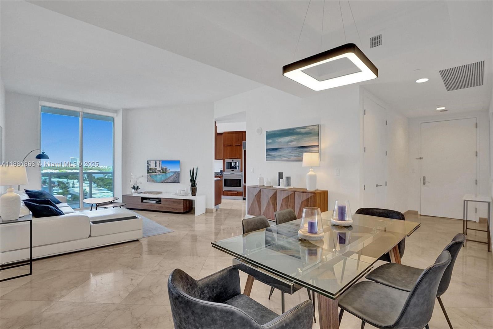 TDR TOWER I CONDO - Residential