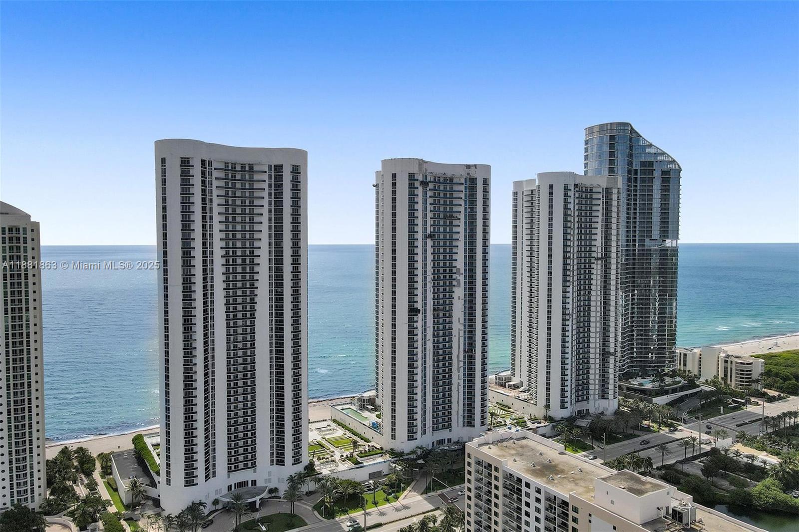 TDR TOWER I CONDO - Residential