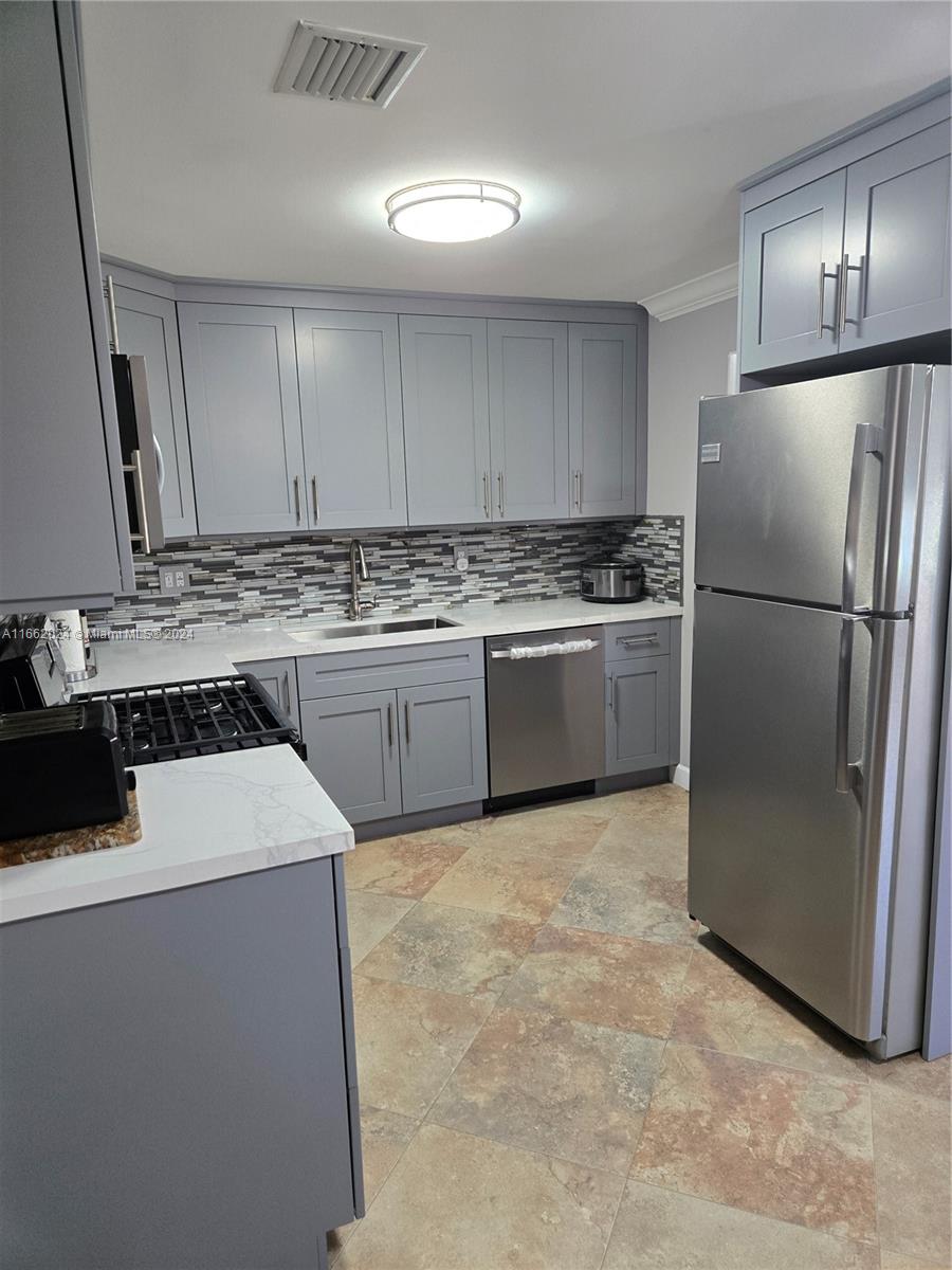NORTH PALM BEACH VILLAGE - Residential