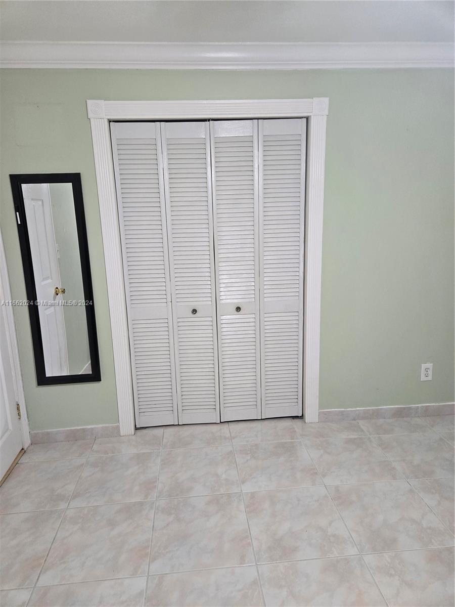 NORTH PALM BEACH VILLAGE - Residential