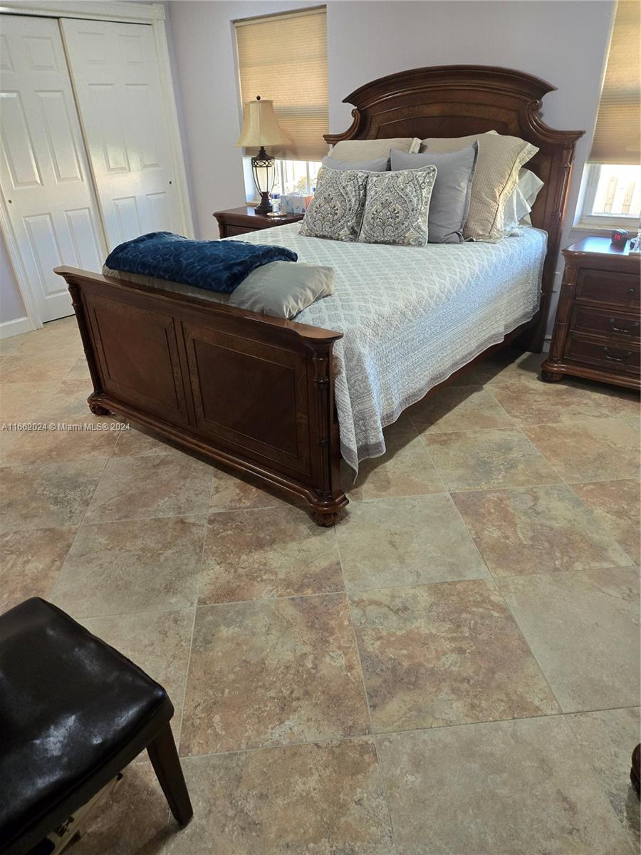 NORTH PALM BEACH VILLAGE - Residential