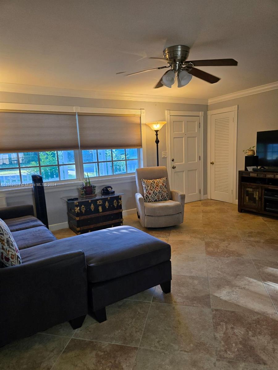 NORTH PALM BEACH VILLAGE - Residential