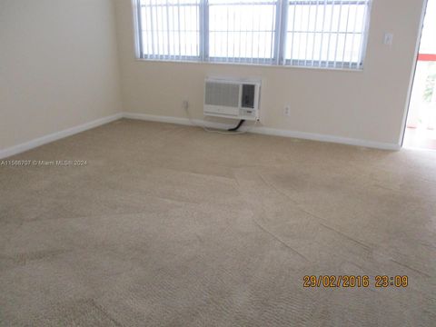 134 Camden F West Palm Beach FL 33417