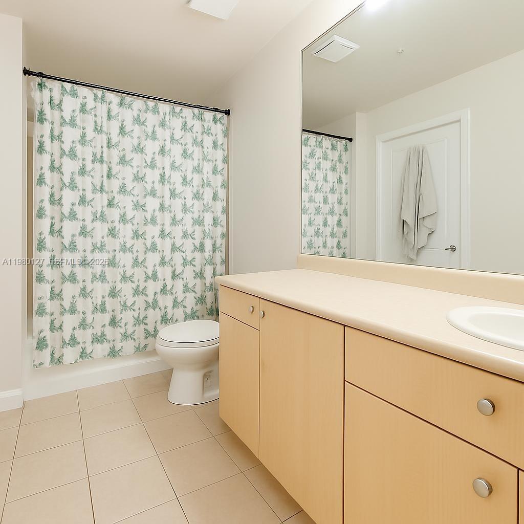 REGENT PARK CONDO - Residential