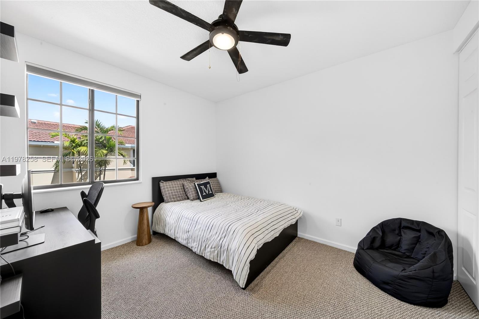 MARIPOSA POINTE AT WESTON - Residential