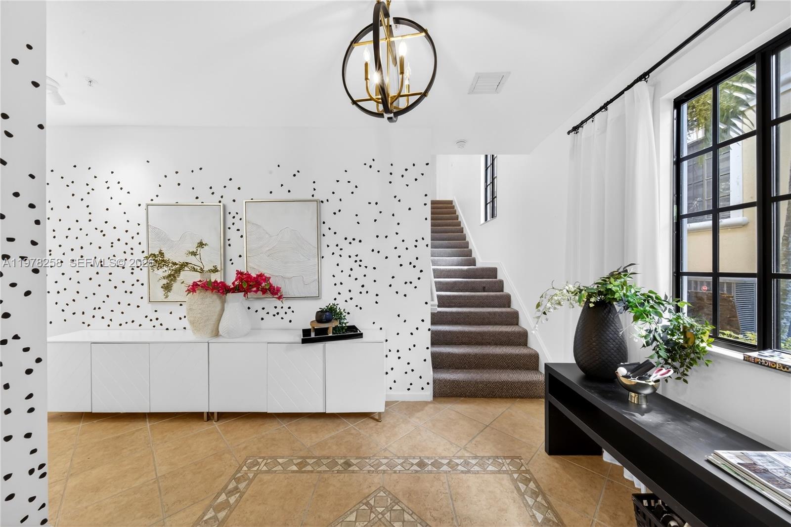 MARIPOSA POINTE AT WESTON - Residential