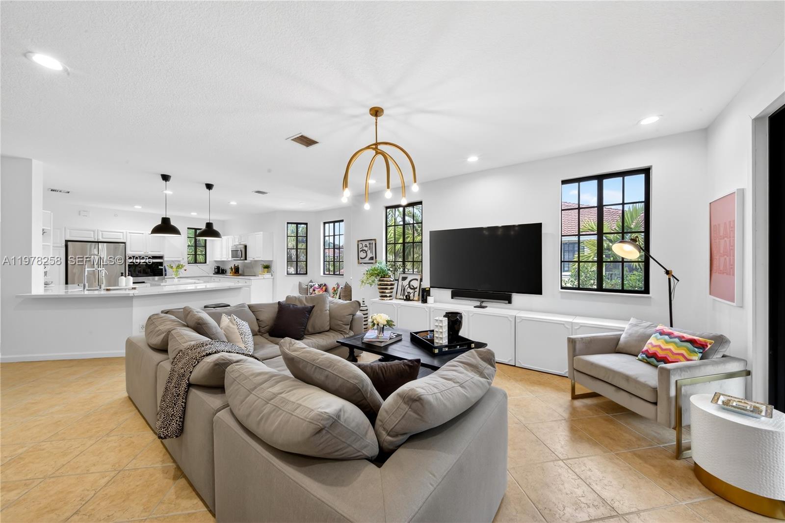 MARIPOSA POINTE AT WESTON - Residential