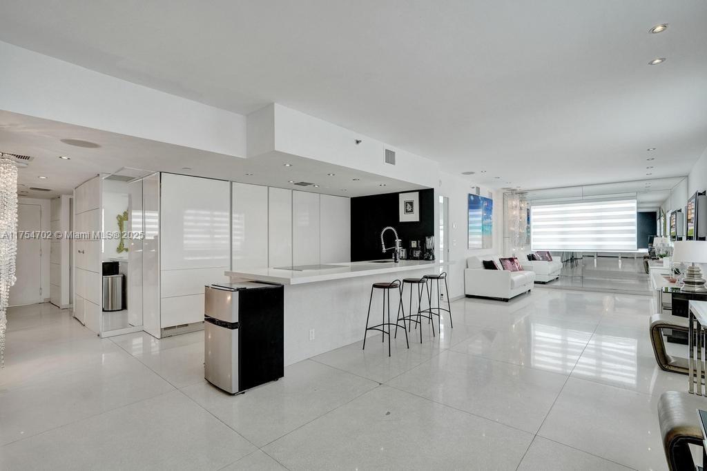 CASA GRANDE CONDO - Residential