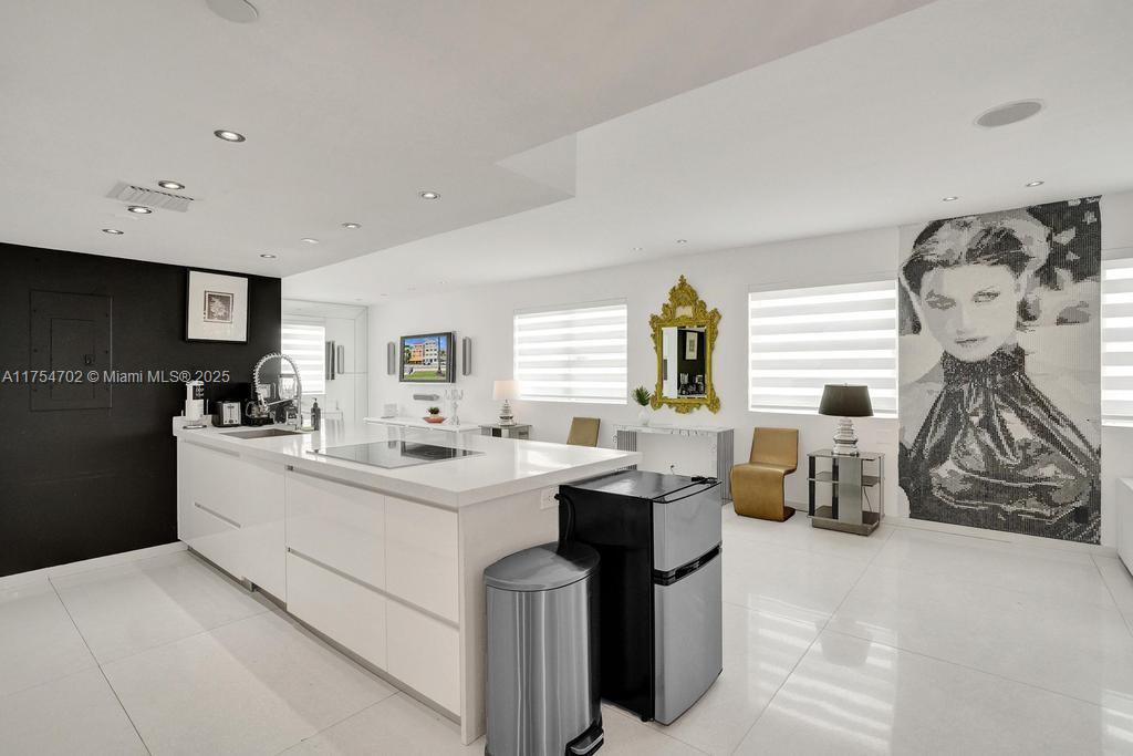 CASA GRANDE CONDO - Residential