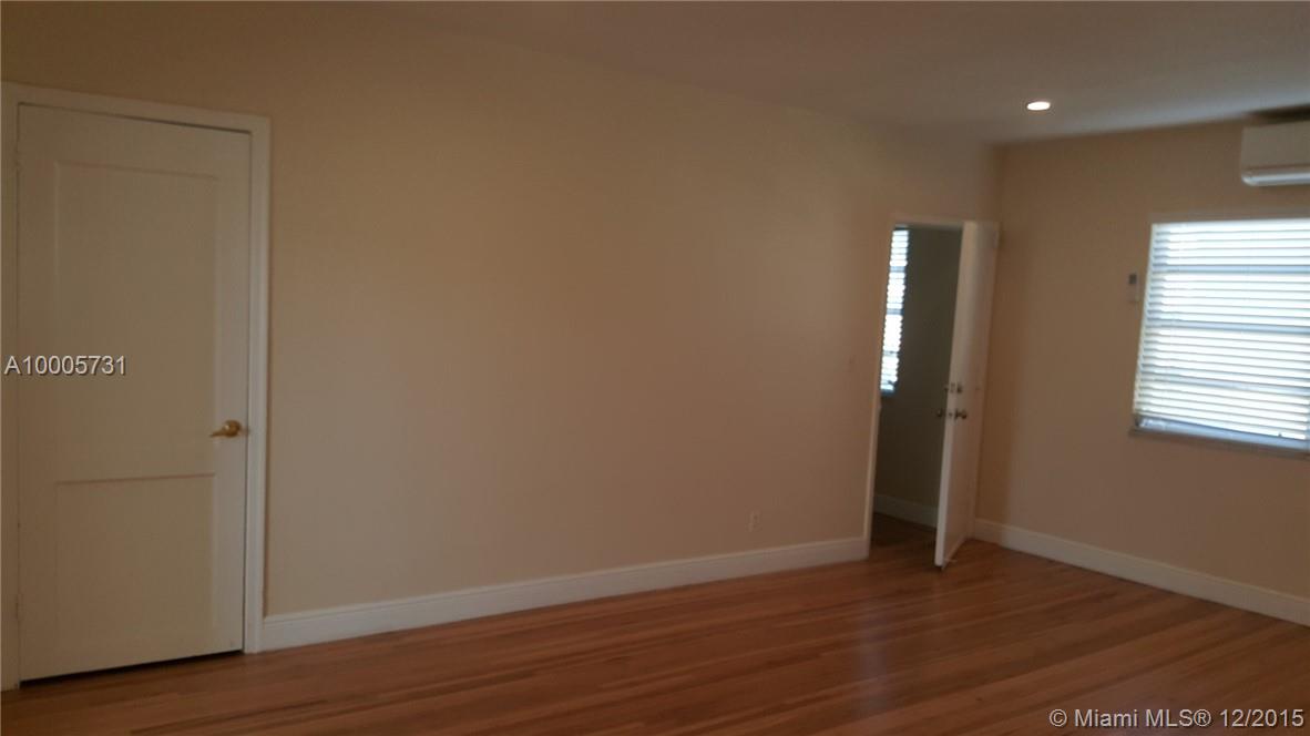 41st St Bus - Residential Lease