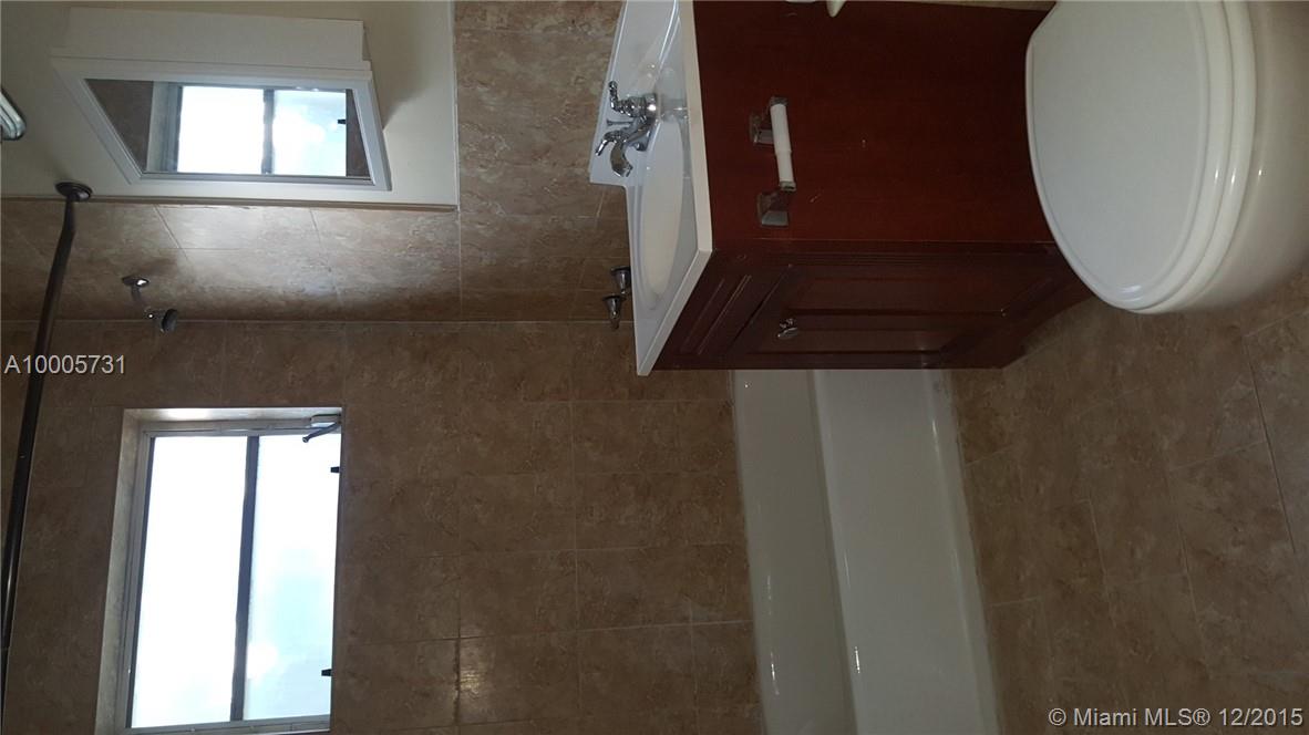 41st St Bus - Residential Lease