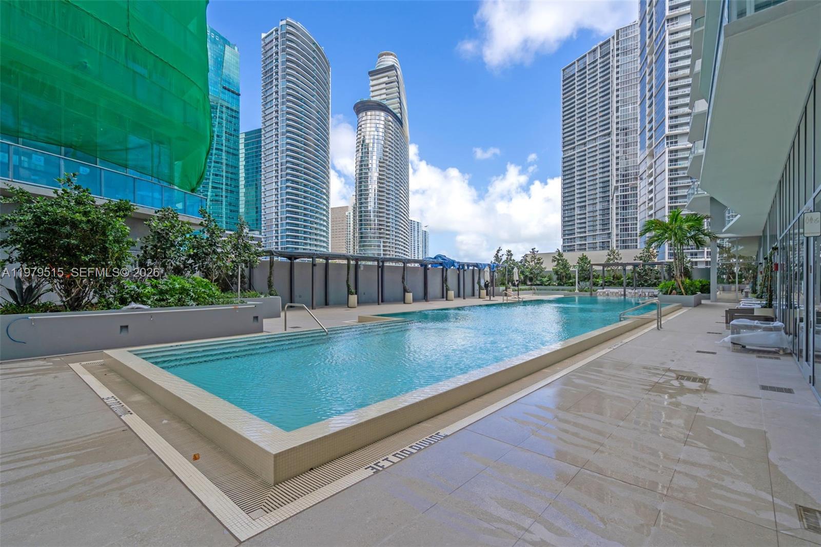 VICEROY BRICKELL - Residential Lease