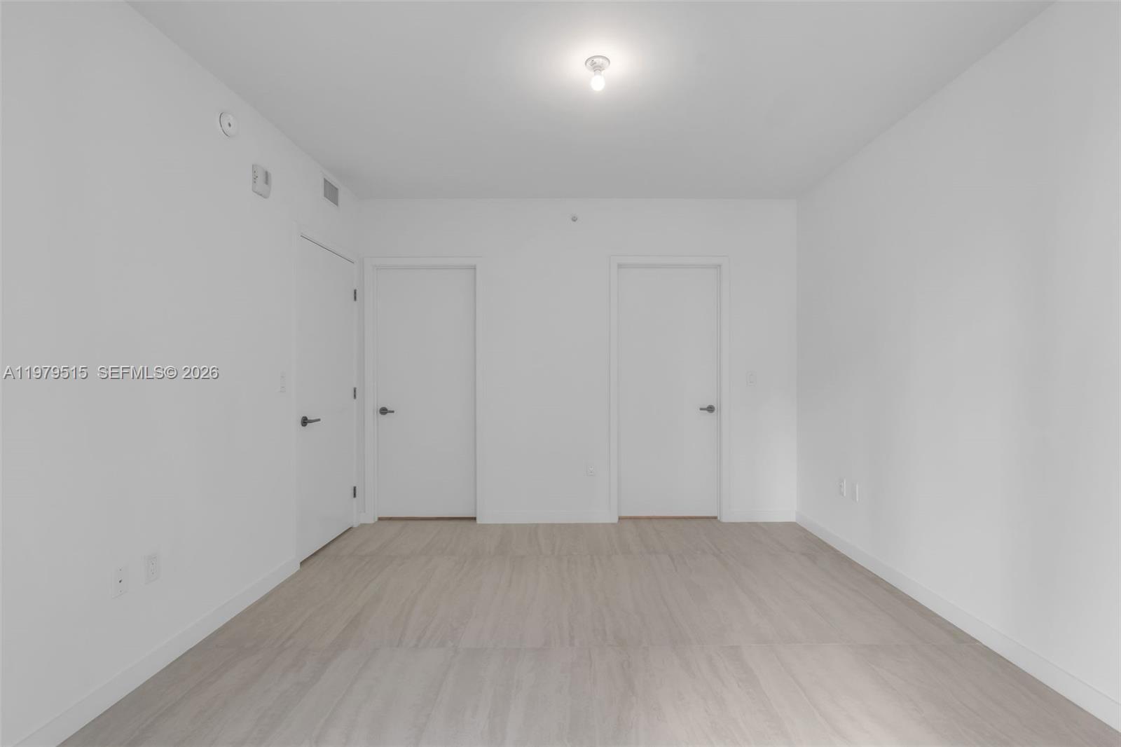 VICEROY BRICKELL - Residential Lease