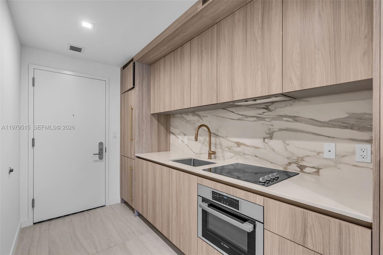 VICEROY BRICKELL - Residential Lease