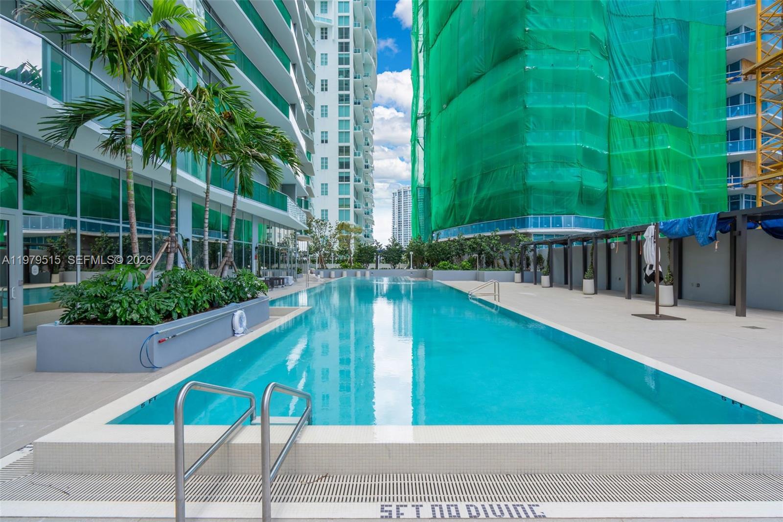 VICEROY BRICKELL - Residential Lease