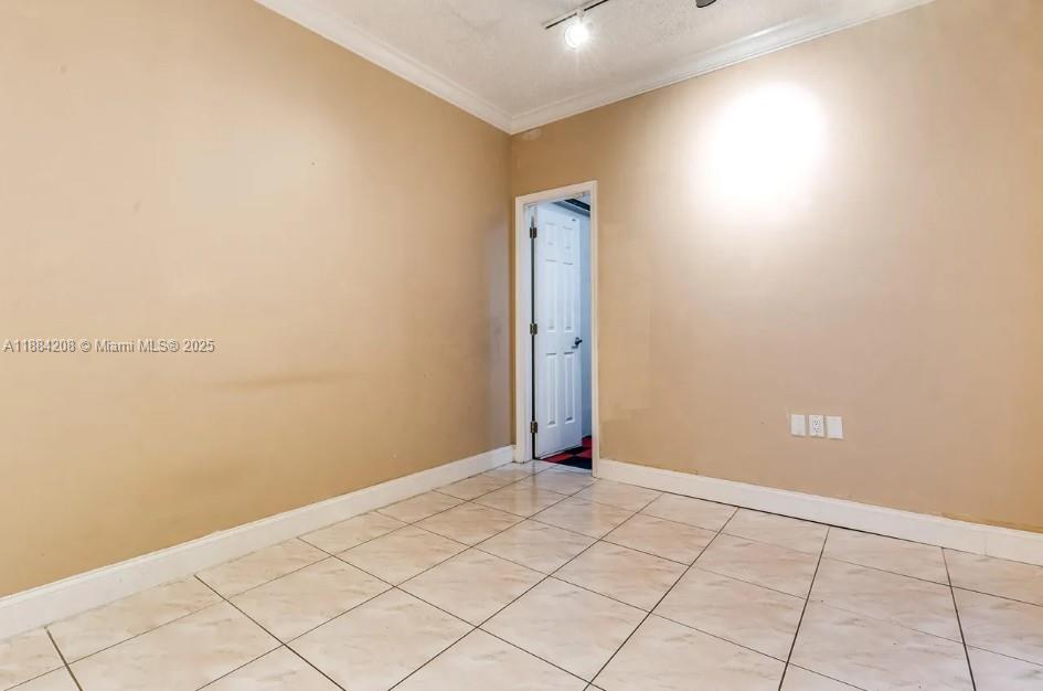 ODA HOMES CONDO - Residential Lease