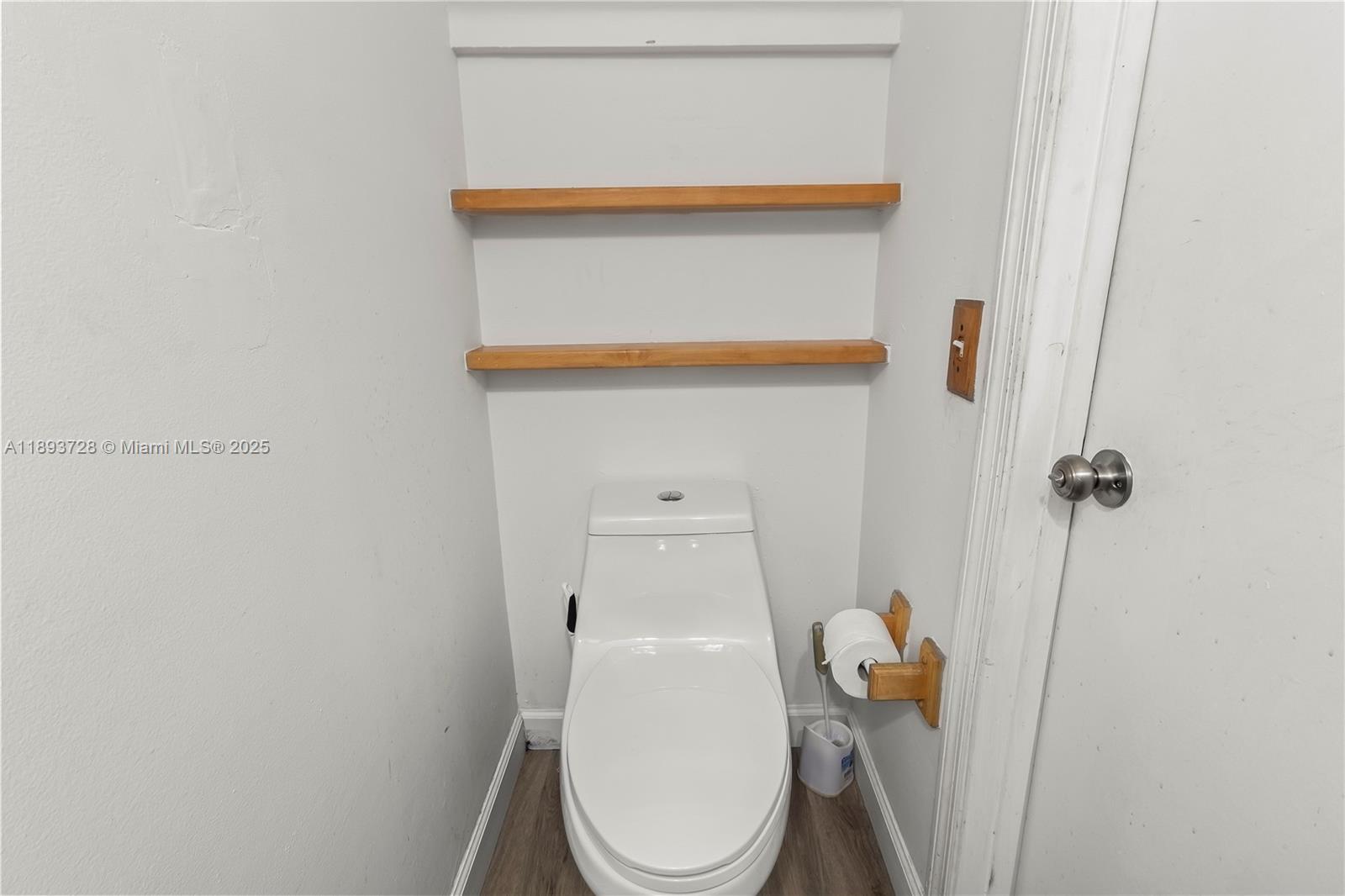 SOMERSET FOUR REPLAT - Residential