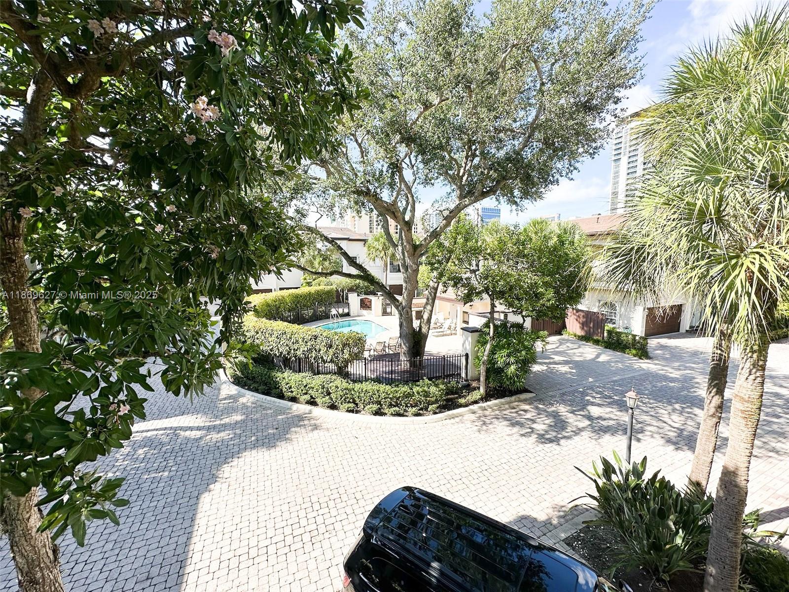 Victoria Mews - Residential Lease