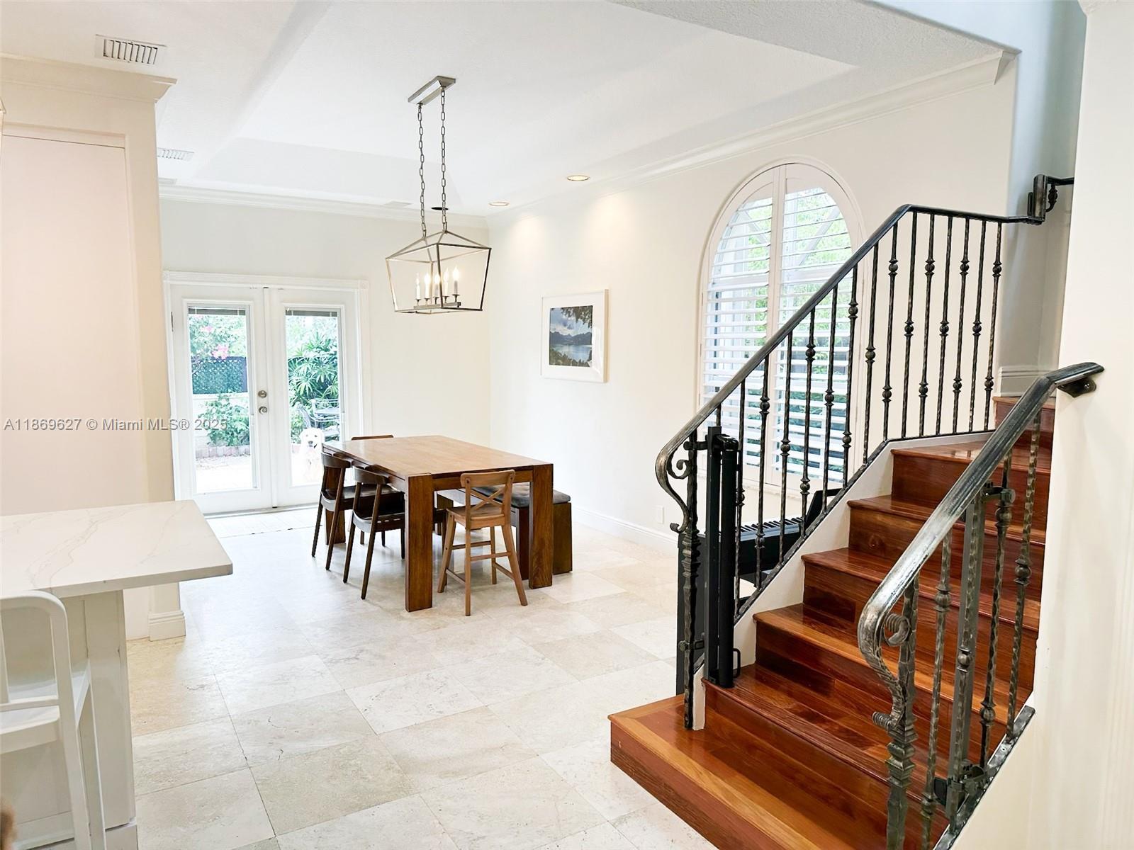 Victoria Mews - Residential Lease