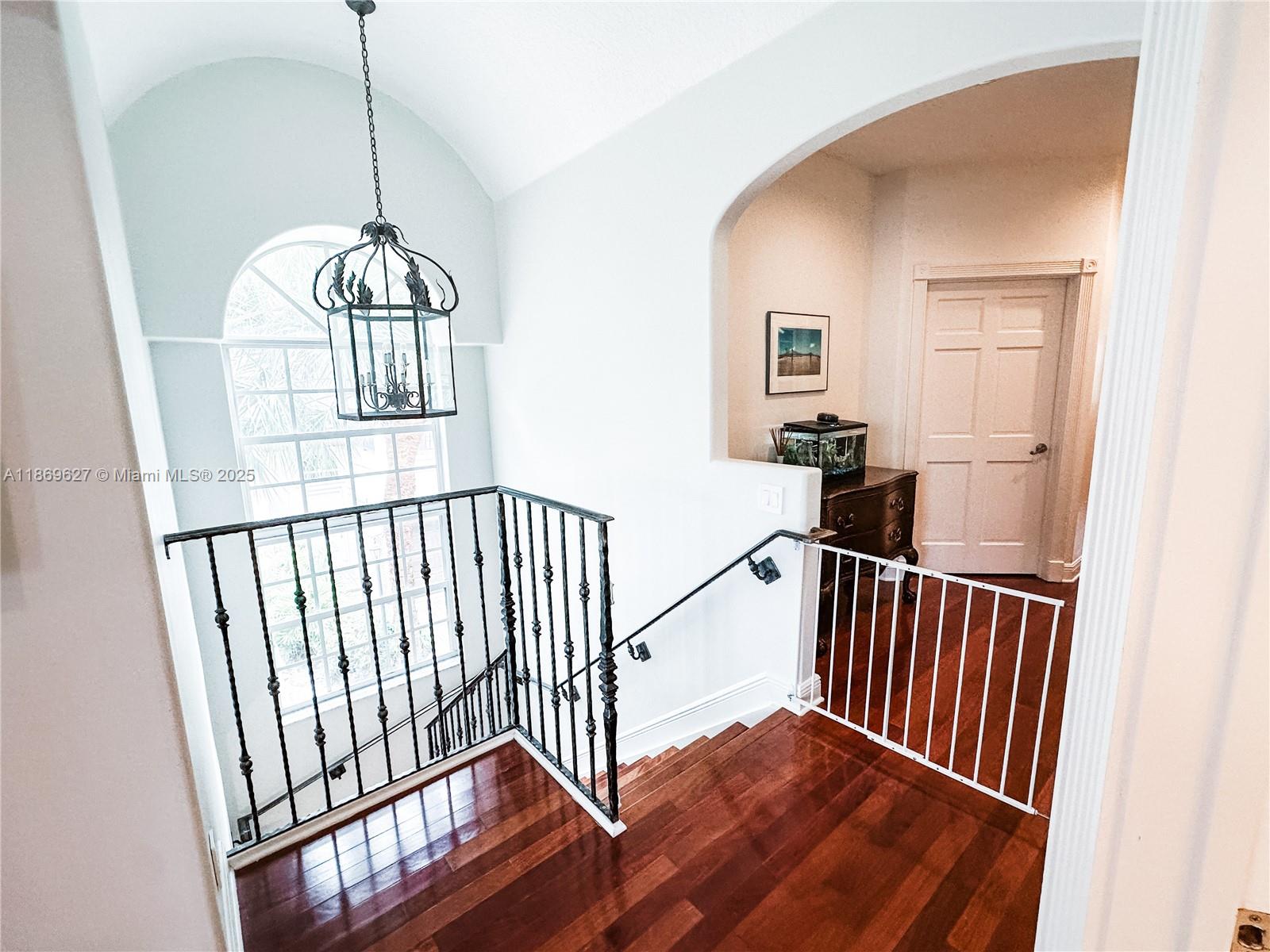 Victoria Mews - Residential Lease