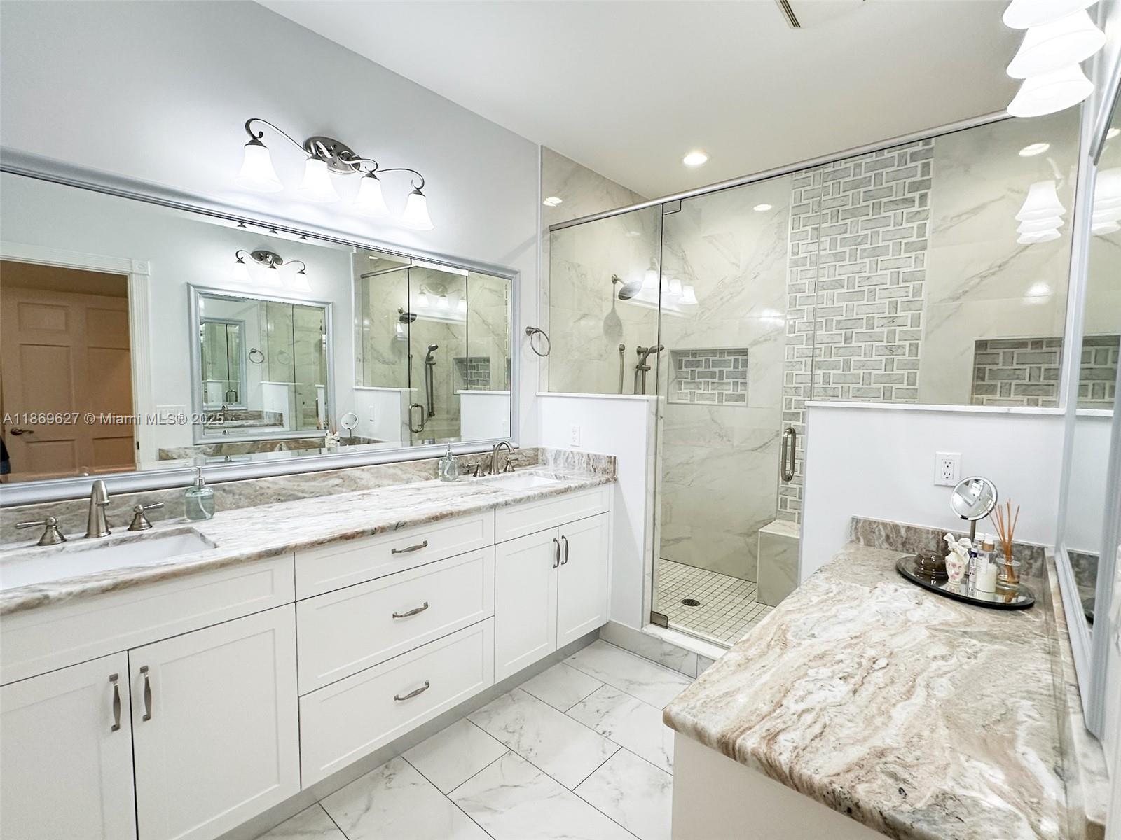 Victoria Mews - Residential Lease