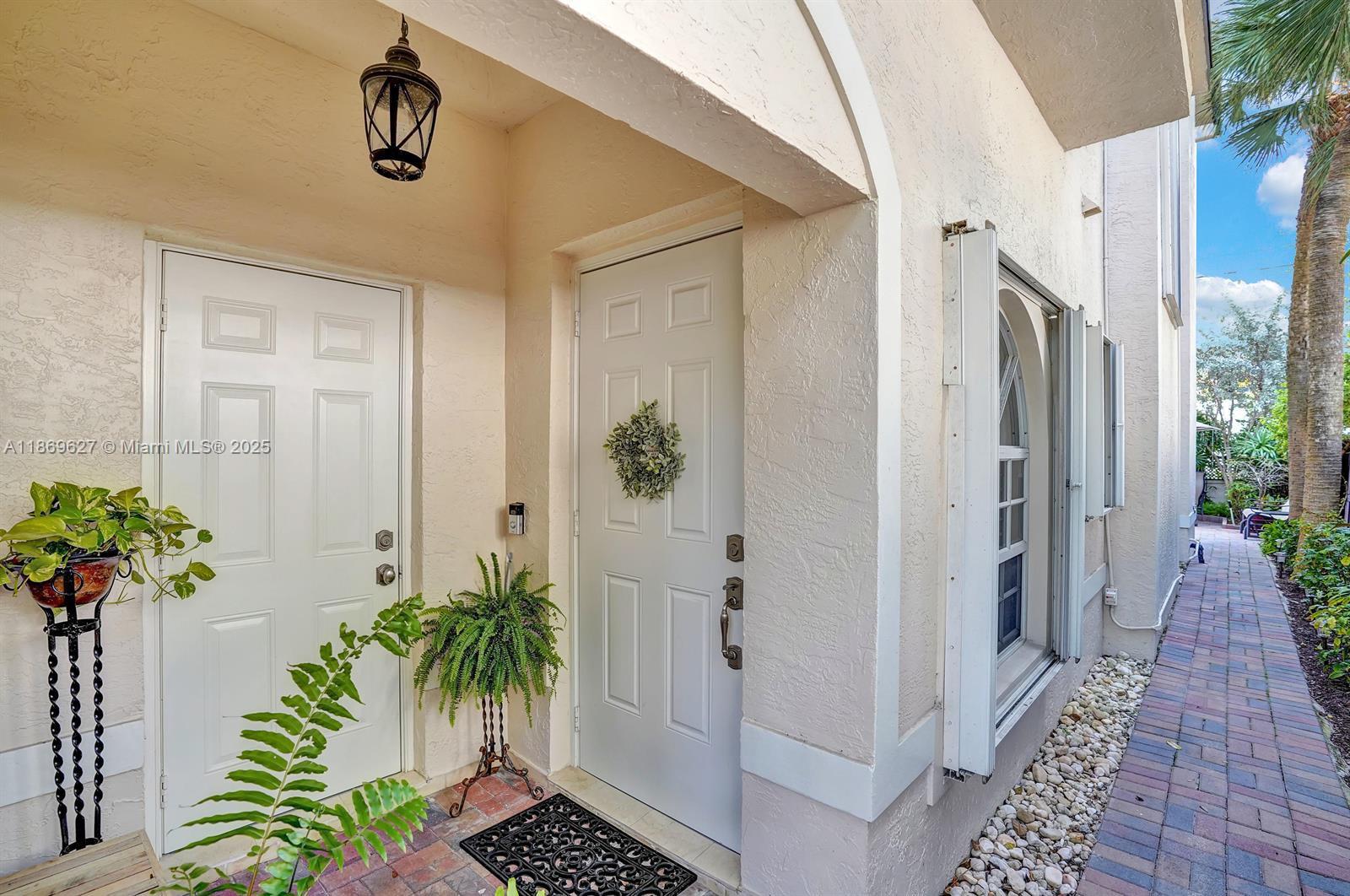 Victoria Mews - Residential Lease